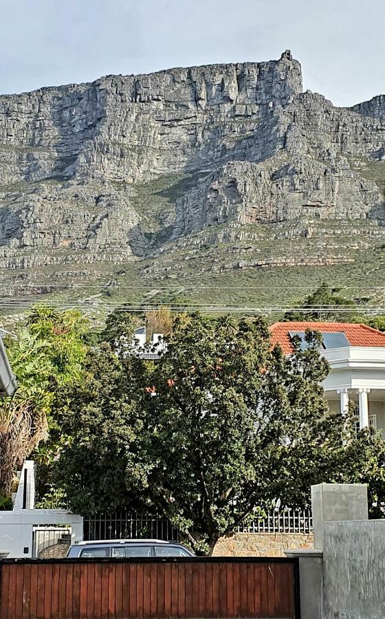 Redbourne Hilldrop Guesthouse B&B Cape Town Exterior photo